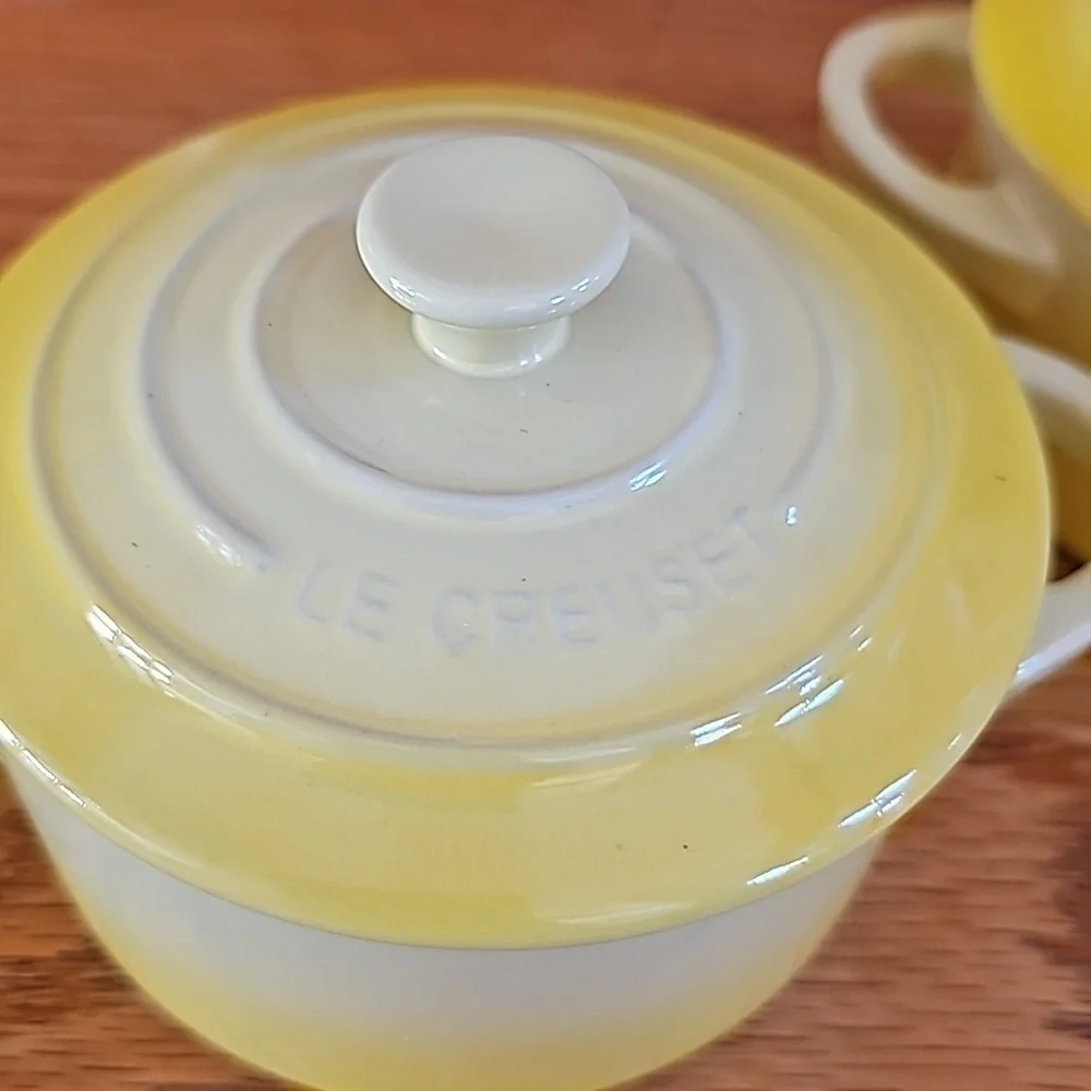 NWT Le Creuset 10cm Mini Round 8oz Cocotte Baking Dish – EASTER Yellow